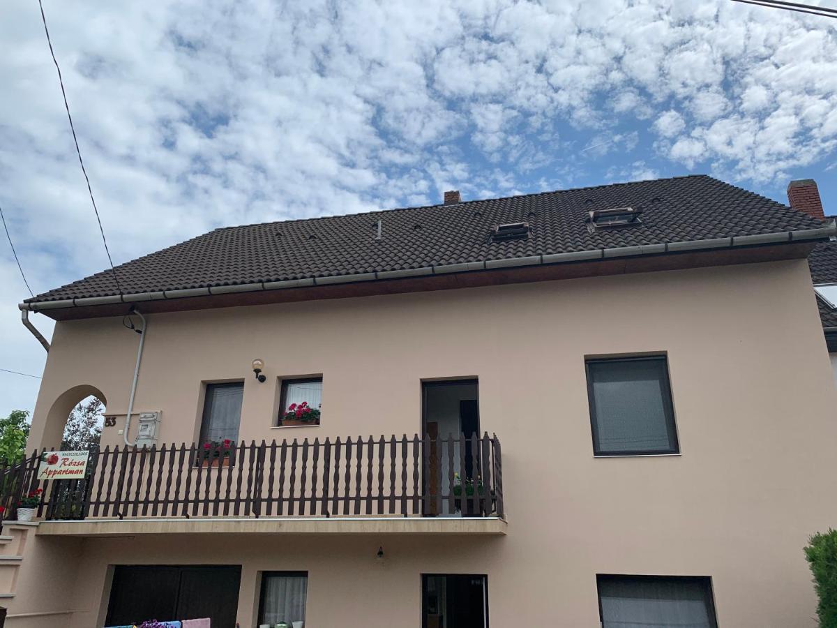 Nagcsalados Rozsa Apartman Balatonlelle Exterior photo