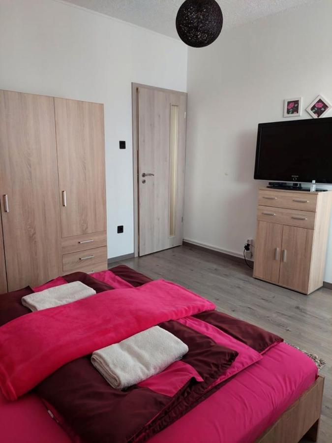 Nagcsalados Rozsa Apartman Balatonlelle Exterior photo