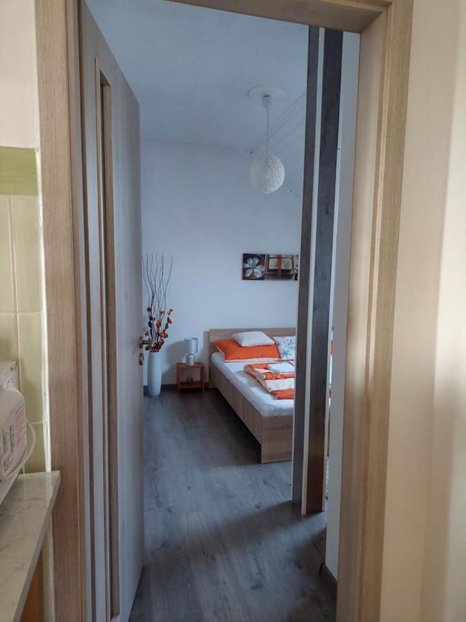 Nagcsalados Rozsa Apartman Balatonlelle Exterior photo